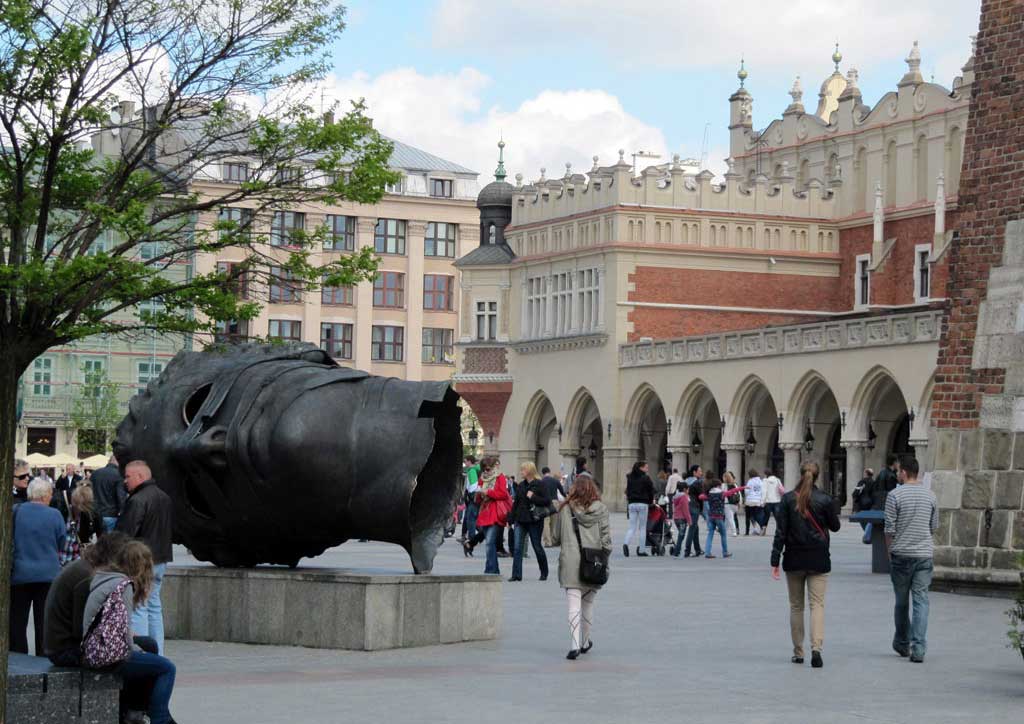Cracovia e la scultura dell'Eros Bendato